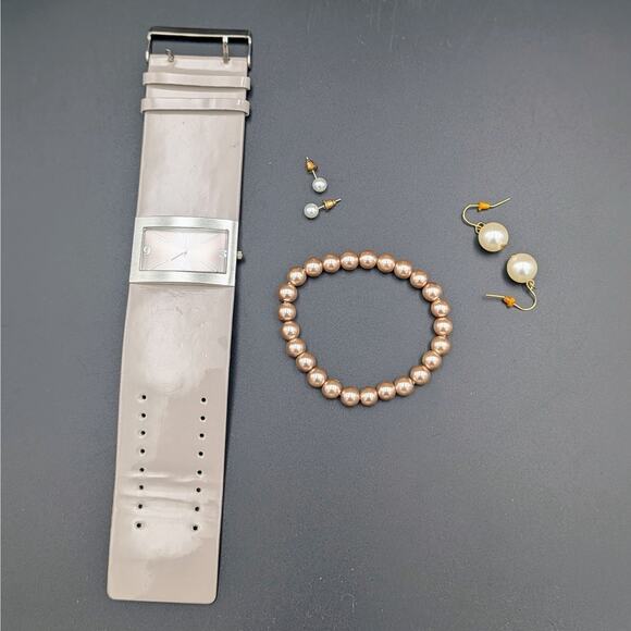 Happily Ever After Pearl Curated 8-piece Jewelry Collection - Picture 7 of 8